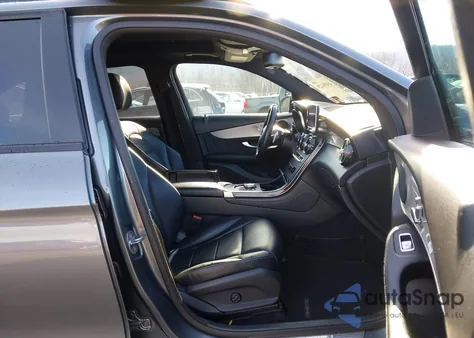 2019 Mercedes-Benz Glc 300 4Matic from USA, damaged, VIN WDC0G4KBXKF592938